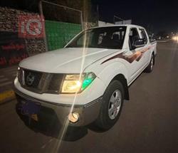 نيسان نافارا